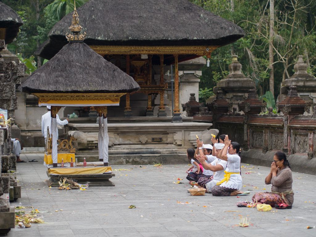 Tirta Empul Temple - Bali © by Rudolf Hatheyer